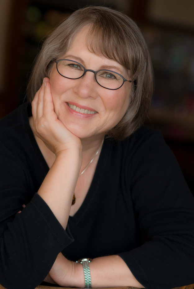 Carole E Dagg